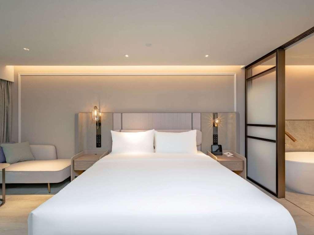 Mercure Lujiazui Shanghai
